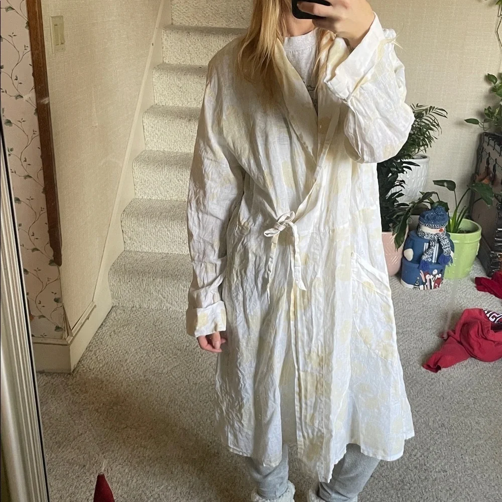 FLAX Elegant White Floral Pure Linen Women's Robe